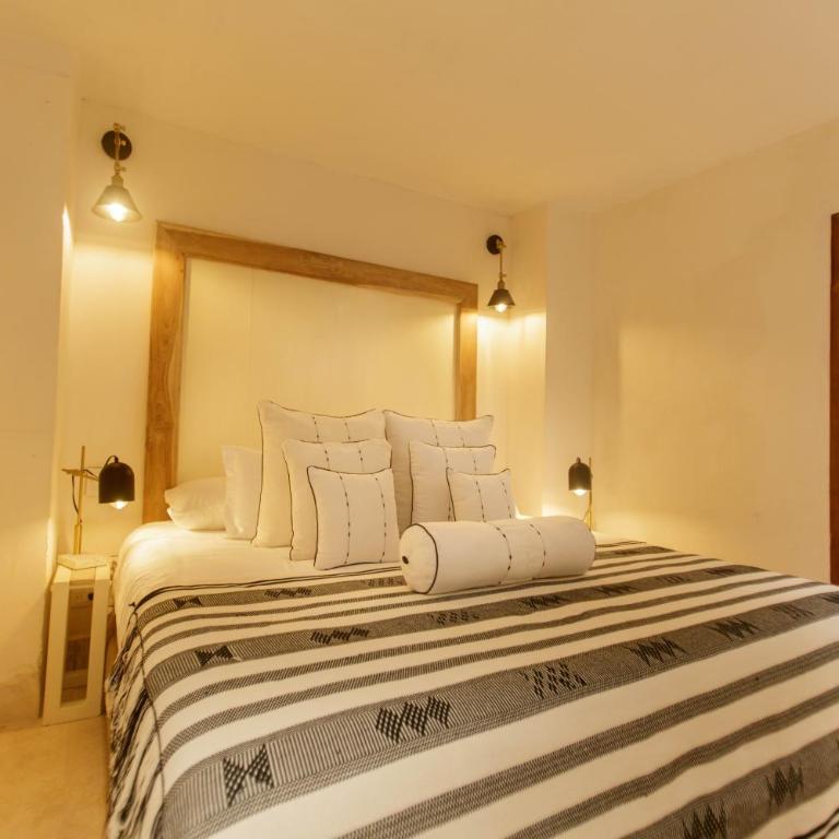 Palmas de Alba Hotel Boutique - Deluxe King Room - 6