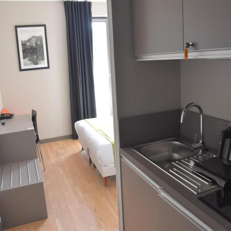 Lyon City Retreat near Sâone River - Appartement - 26