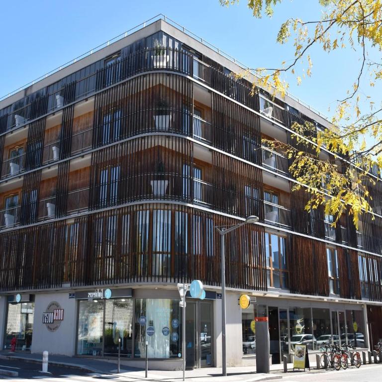 Lyon City Retreat near Sâone River - Appartement - 21