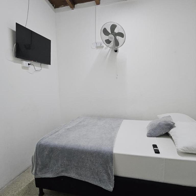 Hotel casa yotama - Standard Double Room with Fan - 4
