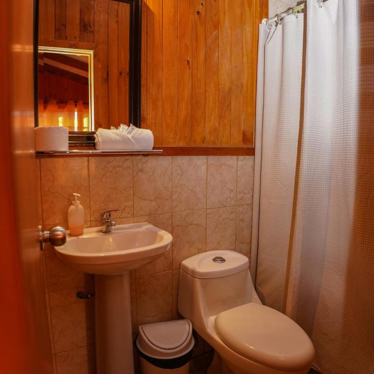 Hostal Chumay - Superior Twin Room - 3