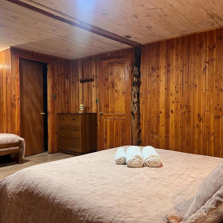 Hostal Chumay - Quadruple Room with Private Bathroom - 2