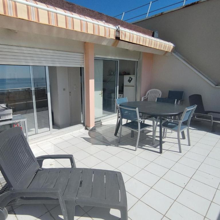 T4 en Front de Mer pour 6 pers avec Climatisation et Parking à Narbonne-Plage - FR-1-795-58 - Apartamento - 1