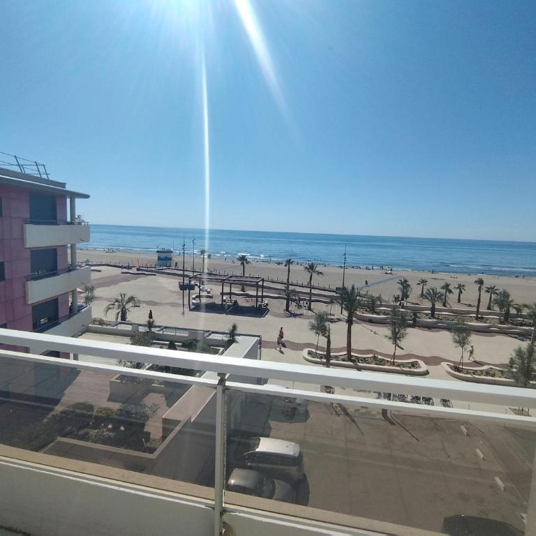 T4 en Front de Mer pour 6 pers avec Climatisation et Parking à Narbonne-Plage - FR-1-795-58 - Apartamento - 16