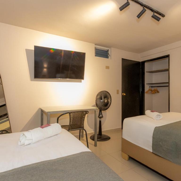 Hotel Garden Laureles - Standard Triple Room - 5