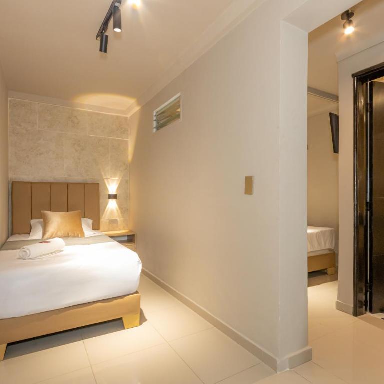 Hotel Garden Laureles - Standard Triple Room - 4