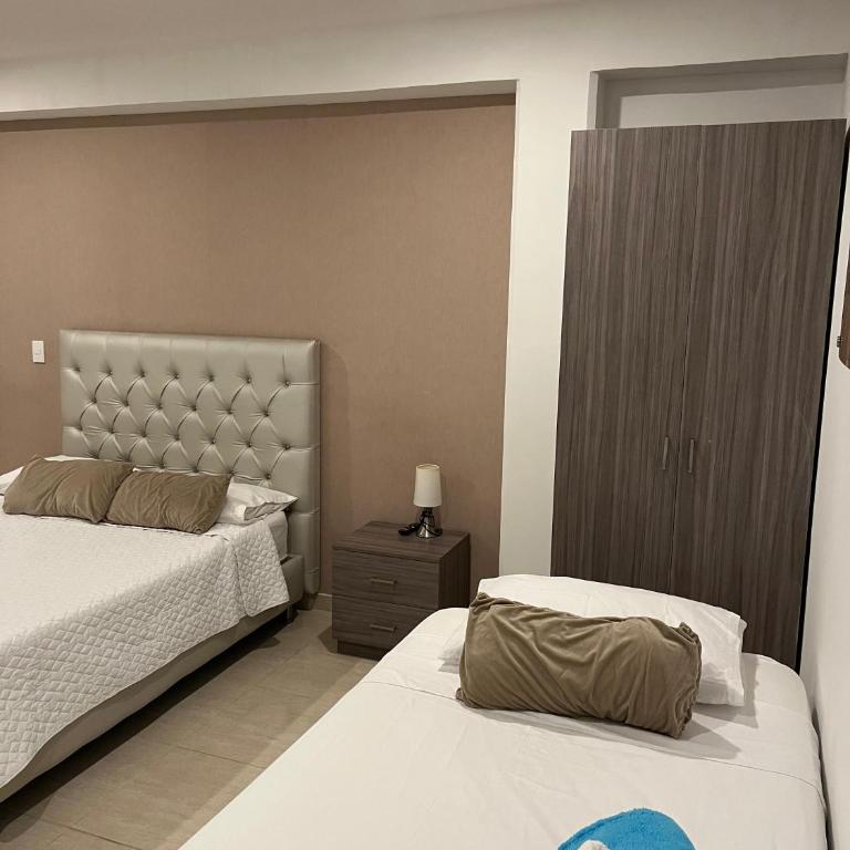 Hotel Roma VIP Pereira - Deluxe Family Room - 4