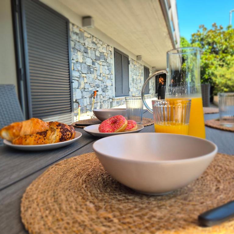 La BuCa - Como - Elegant apartment, 150 sq m - Private covered parking - Private terrace - Just 1500 mt from downtown - Appartamento con 2 Camere da Letto e Terrazza - 2