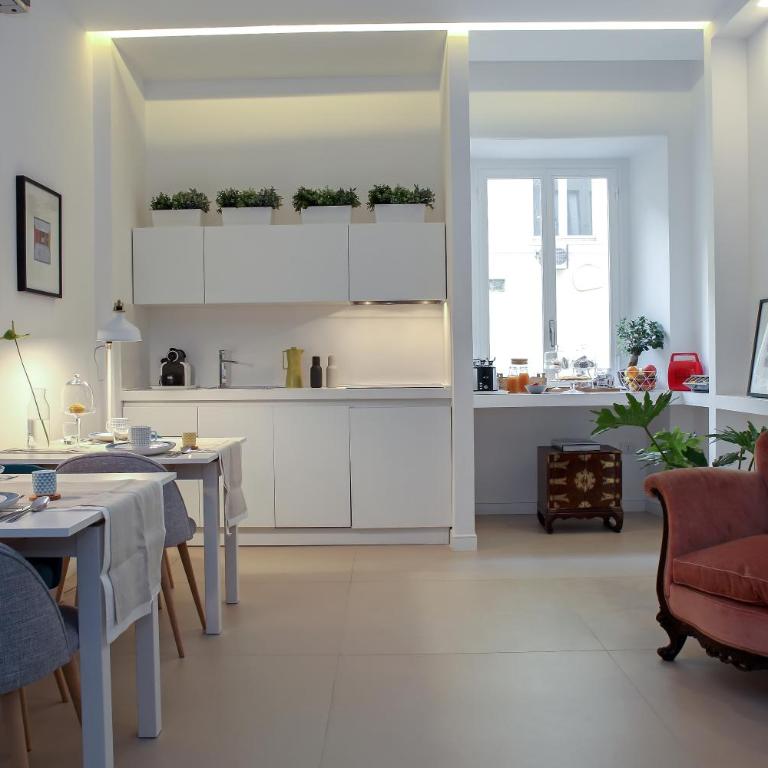 PETIT B&B - in centro a due passi dalla stazione e dai traghetti - Camera Matrimoniale Deluxe - 26