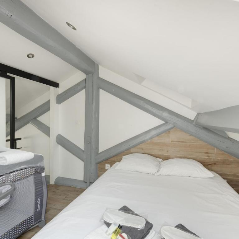 Duplex rénové parking gratuit Lyon 9 - One-Bedroom Apartment - 15