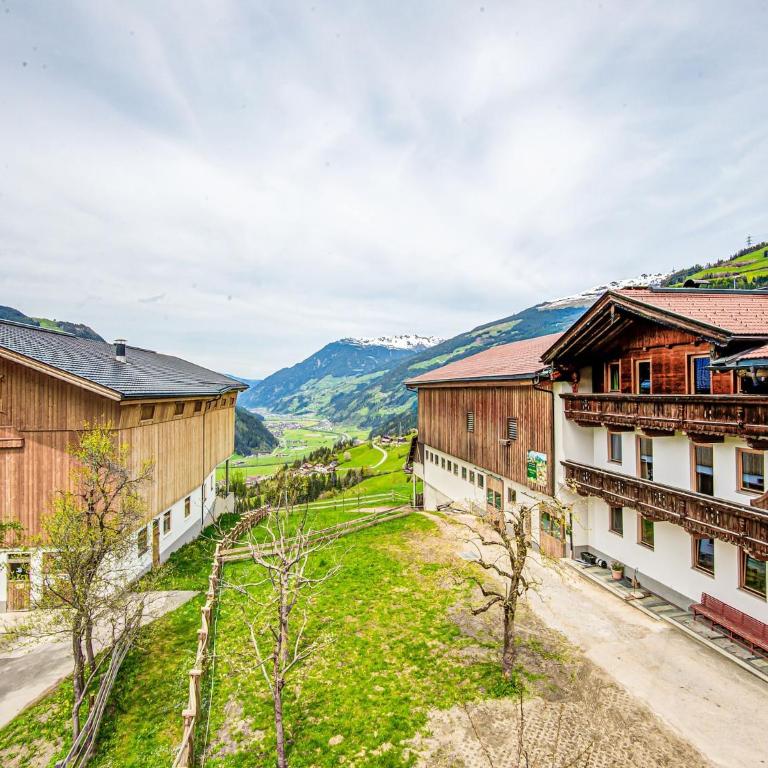 Lovely Apartment in Hainzenberg next to Forest - Apartment mit 3 Schlafzimmern - 8