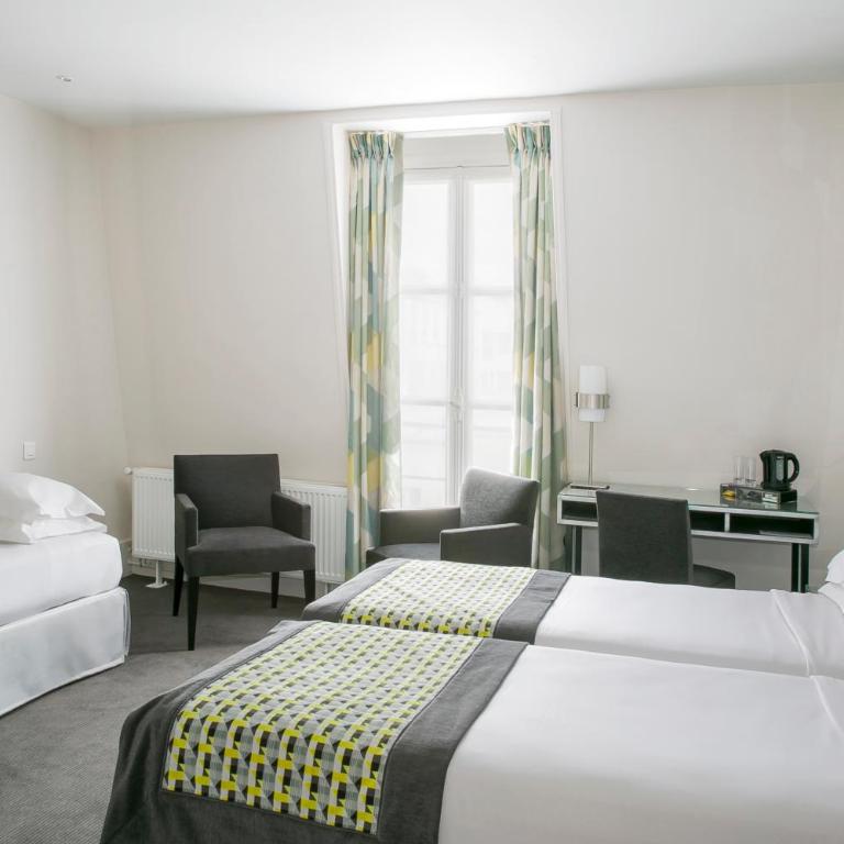 Hôtel A La Villa des Artistes - Chambre Triple - 5