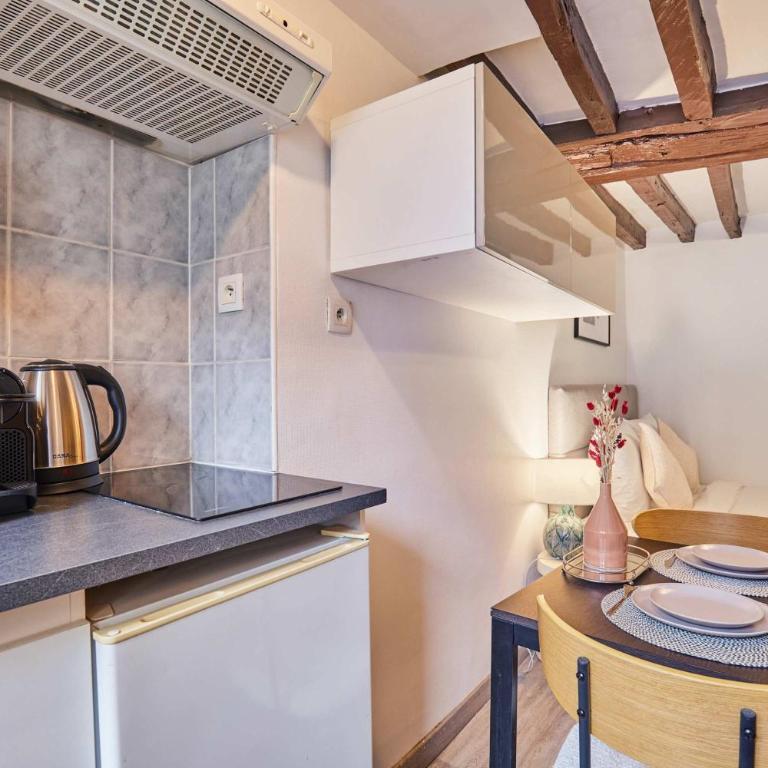 Elegant Studio Center of Paris - Apartment - 3