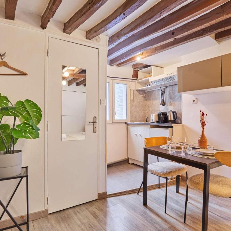 Elegant Studio Center of Paris - Apartment - 8