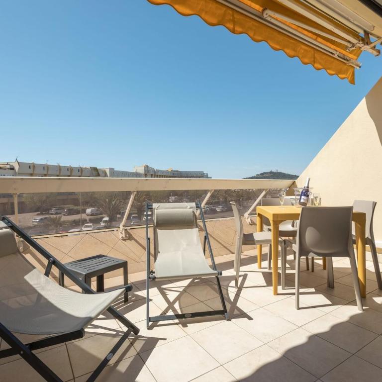 Helioamour Renovated apartment with terrace in Héliopolis Naturist Village - Apartment - 19