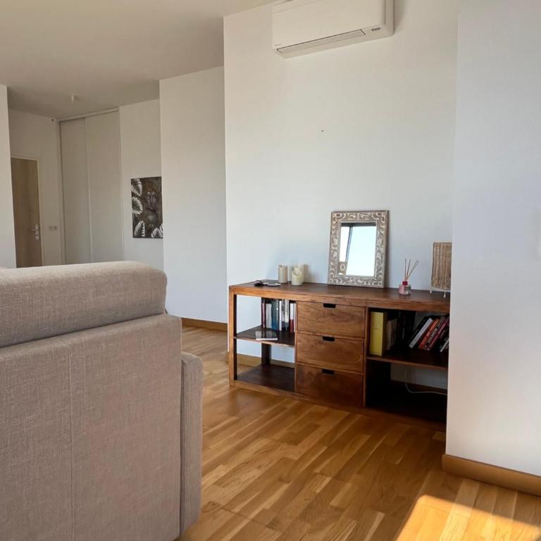 Superbe T3 avec rooftop Vue mer et montagne Ajaccio - Appartement 2 Chambres - 22