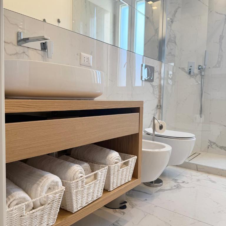 Spacious Apt with Private Terrace near the Vatican - Casa Vacanze Romane - Apartment mit Terrasse - 56