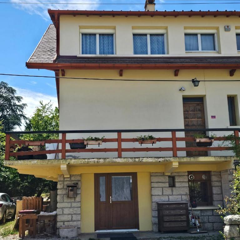 Maison Vaquier appartement - Appartement - Vue sur Jardin - 29