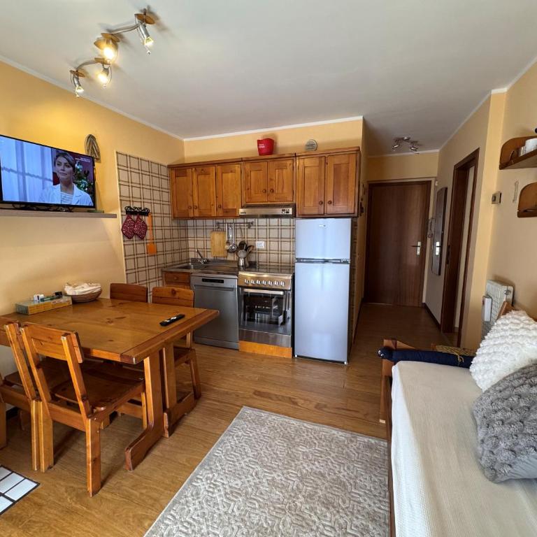 066 Grazioso Bilocale, Pinzolo - Apartamento de 1 dormitorio con balcón y vistas a la montaña - 5
