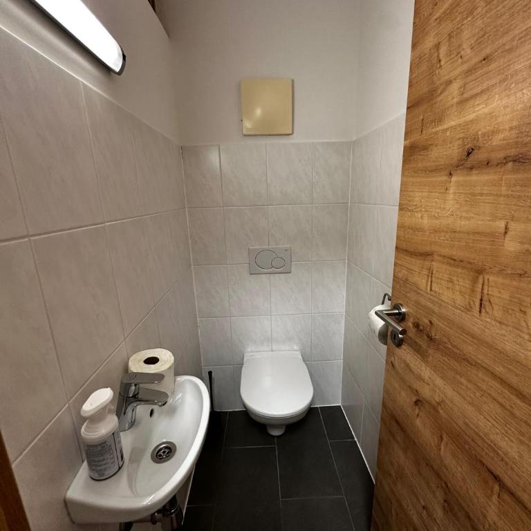 Ferienwohnungen Sonnrain 13 - Apartment mit 4 Schlafzimmern und einem Balkon - 9