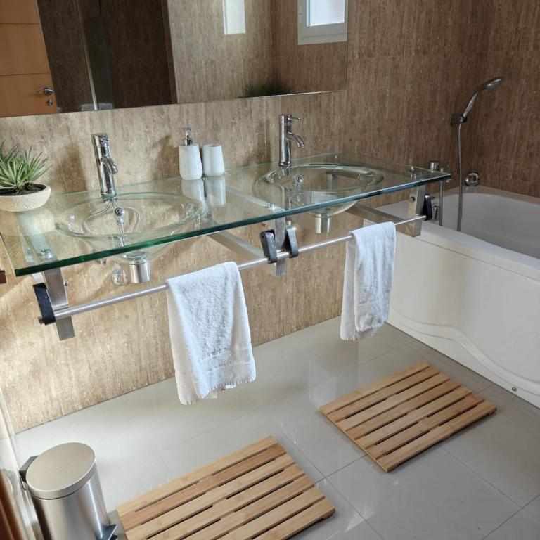 Spacious 3BR in Cortijo del Mar - Apartamento de 3 dormitorios - 24