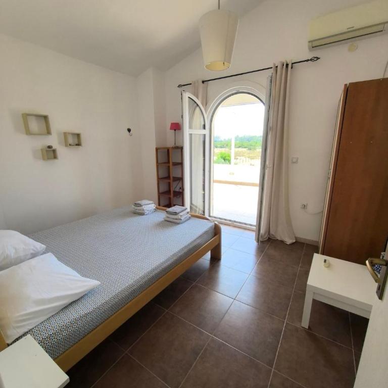 Villa With Swimming Pool - Vila - 10