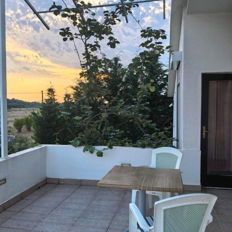 Villa With Swimming Pool - Vila - 22