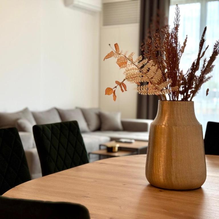 Magnolia Apartment Luxury and Relaxation on the Sava - Two-Bedroom Apartment - 4