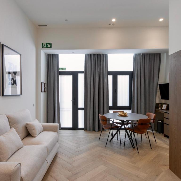 Boutique Room - One Tower - Studio - 2
