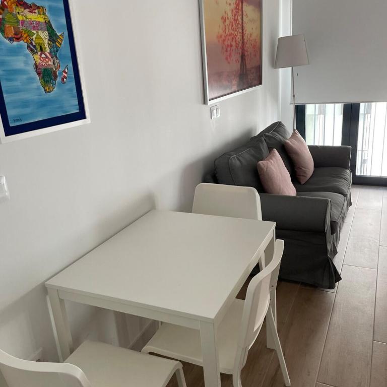 New luxury studio in the city center - One-Bedroom Apartment - 6