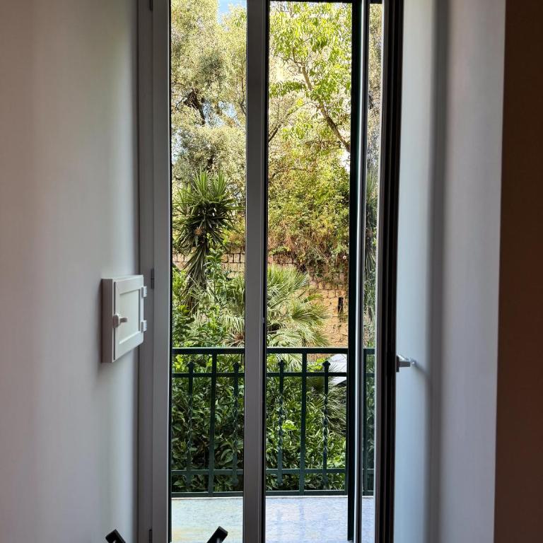 Bonito29 - Temporary Suite - Camera Matrimoniale con Bagno Privato - 8
