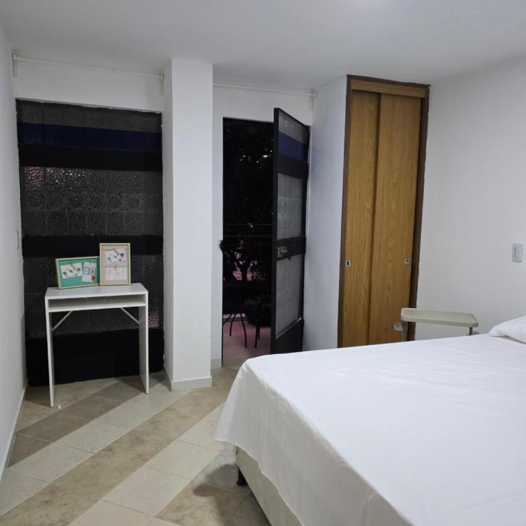 EstadioMedellin - Two-Bedroom Apartment - 5