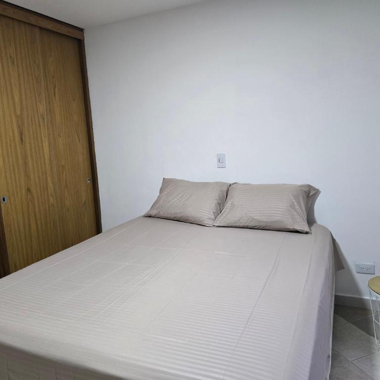 EstadioMedellin - Two-Bedroom Apartment - 6