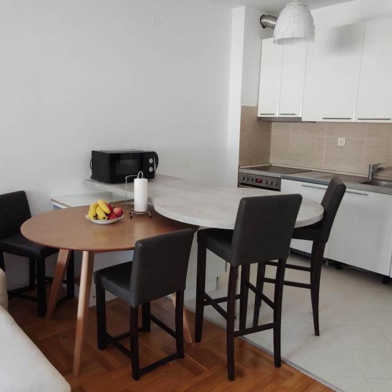 LuckyStar Budva - Two-Bedroom Apartment - 4