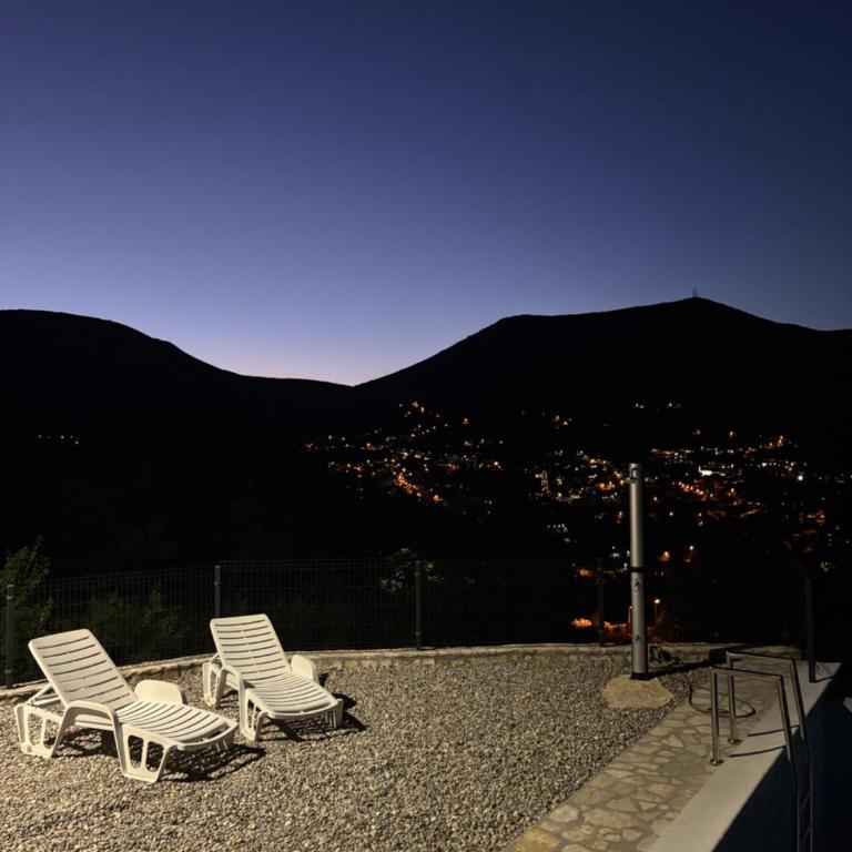 Hillside Lodge Roza - Private Pool Villa Mostar - Two-Bedroom House - 8