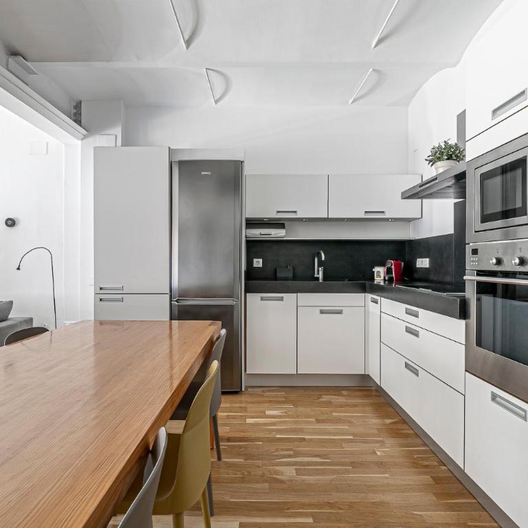 Super central 3BR apartment, spacious and bright - Superior Apartment - 11