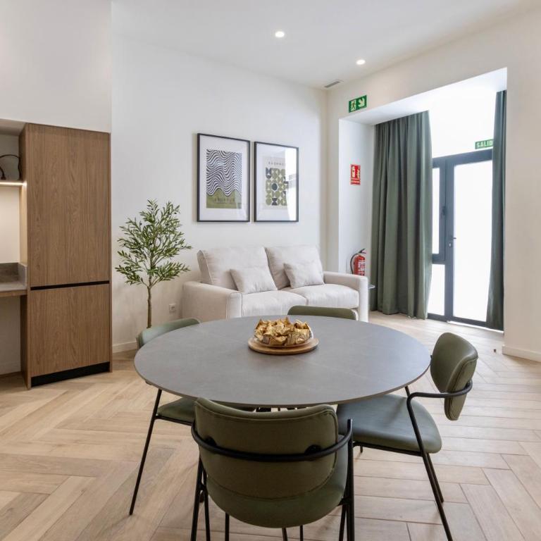 Boutique Room - One Tower - One-Bedroom Apartment - 1
