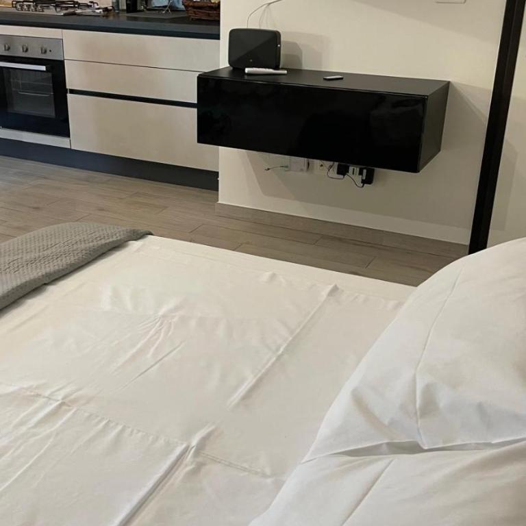 Casa Ros - Appartamento con 1 Camera da Letto e Balcone - 3