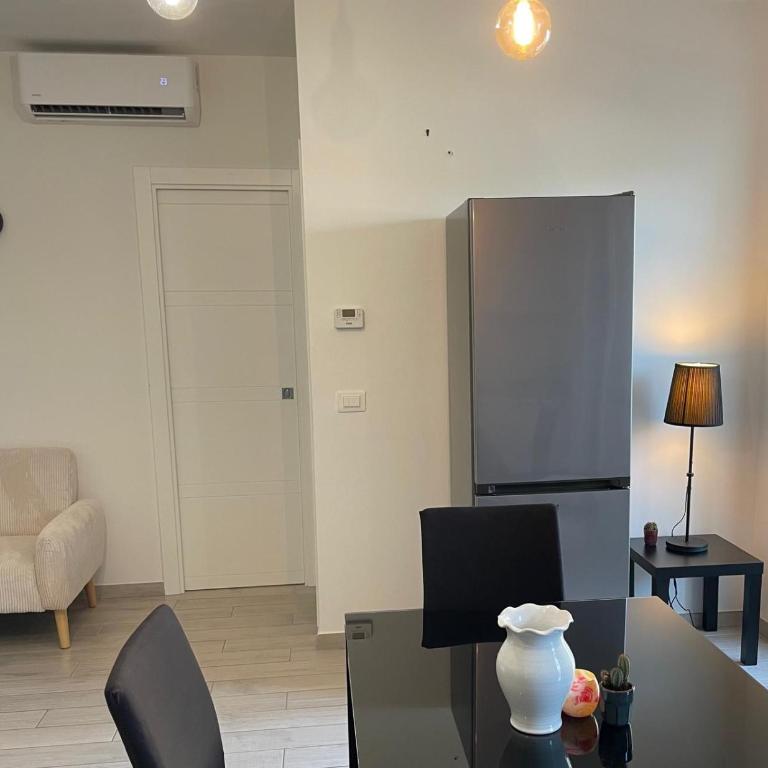 Casa Ros - Appartamento con 1 Camera da Letto e Balcone - 14