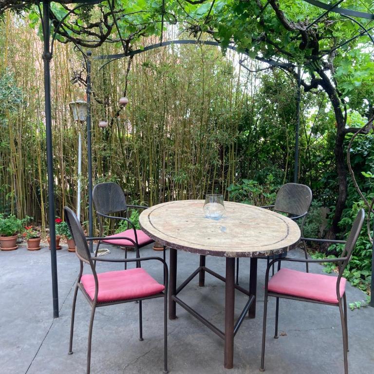 Komfortables Haus mit Terrasse und Garten - Vacation Home - 14