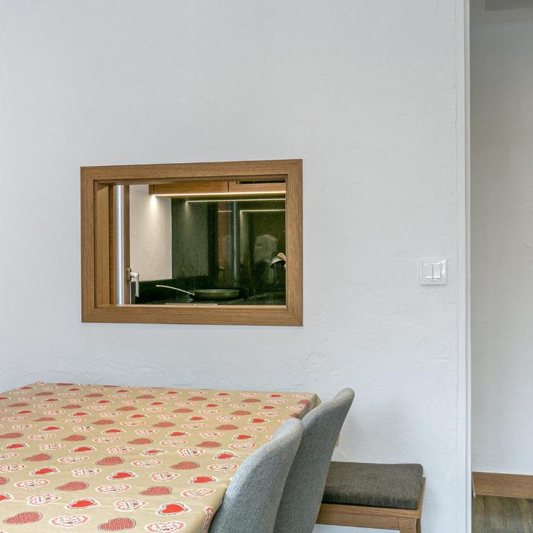 Appartement élégant et rénové, idéalement situé sur le front de neige à Val d'Isère, proche du village - FR-1-694-262 - Appartement - 13
