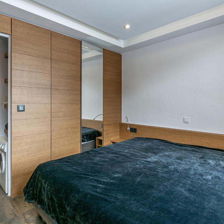 Appartement élégant et rénové, idéalement situé sur le front de neige à Val d'Isère, proche du village - FR-1-694-262 - Appartement - 14