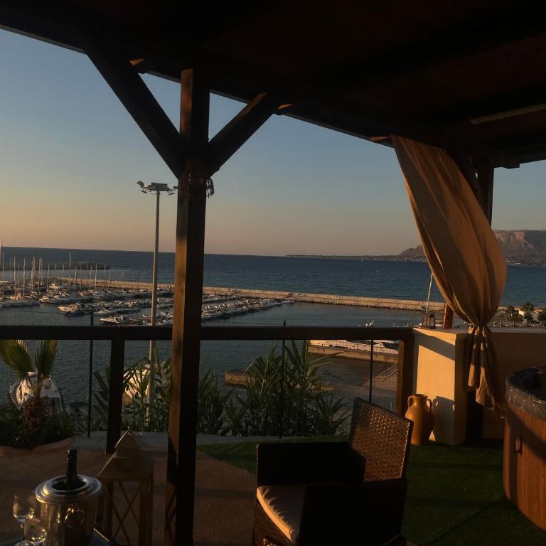 Baia Marina Suite with private jacuzzi - Villa con 2 Camere da Letto - 31