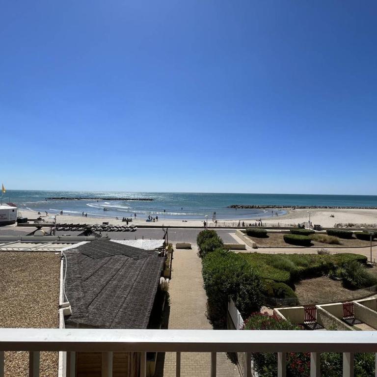 Magnifique T2 cabine 7 pers face mer avec parking et WIFI à Palavas - Appartement 1 Chambre - 11