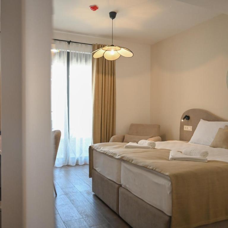 Garni Hotel MB Premium - Superior Double or Twin Room with Terrace - 2