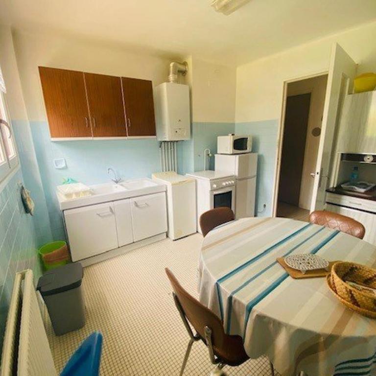 Studio F1 avec balcon, animaux admis, Amélie-les-Bains - Studio - 9