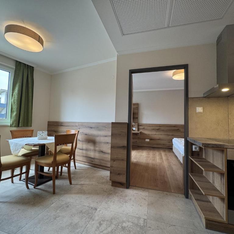 Der Marienhof Hotel Garni - Studio-Apartment mit 2 Schlafzimmern - 9