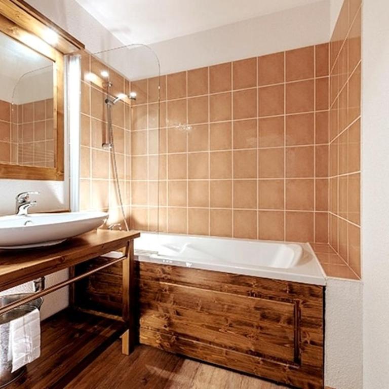 Appartement familial Abries - Jacuzzi et piscine - Pied des pistes - Appartement 2 Chambres - 6