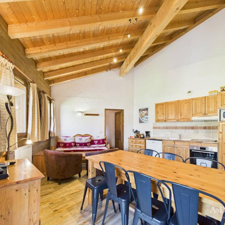 Appartement 4 Pièces au Centre de la Station, Proche Remontées Mécaniques, Parking et Balcon Est - FR-1-398-521 - Appartement (8 Adultes) - 12