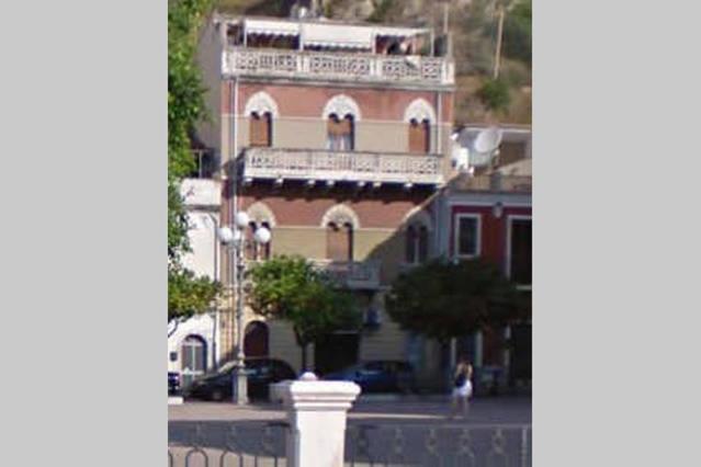 Casa Vacanze Corso Umberto - Apartment with Sea View - 1